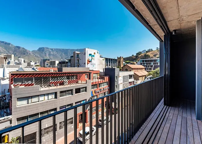 411 The Signature, De Waterkant