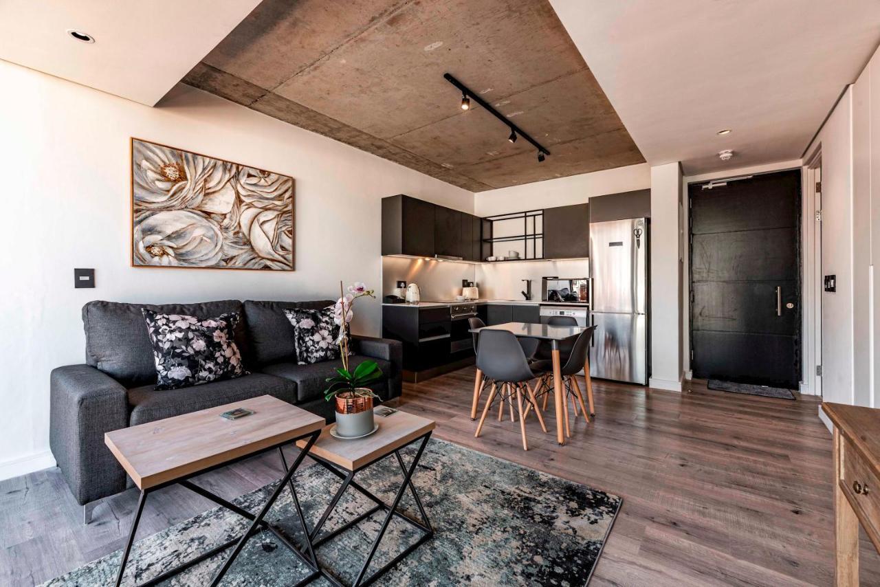 411 The Signature, De Waterkant Cape Town